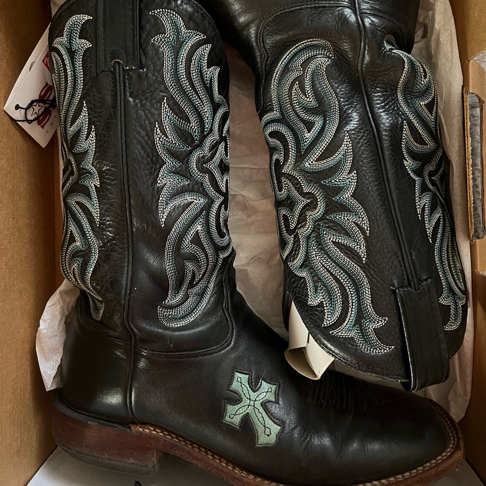 Black and Turquoise Western Boots